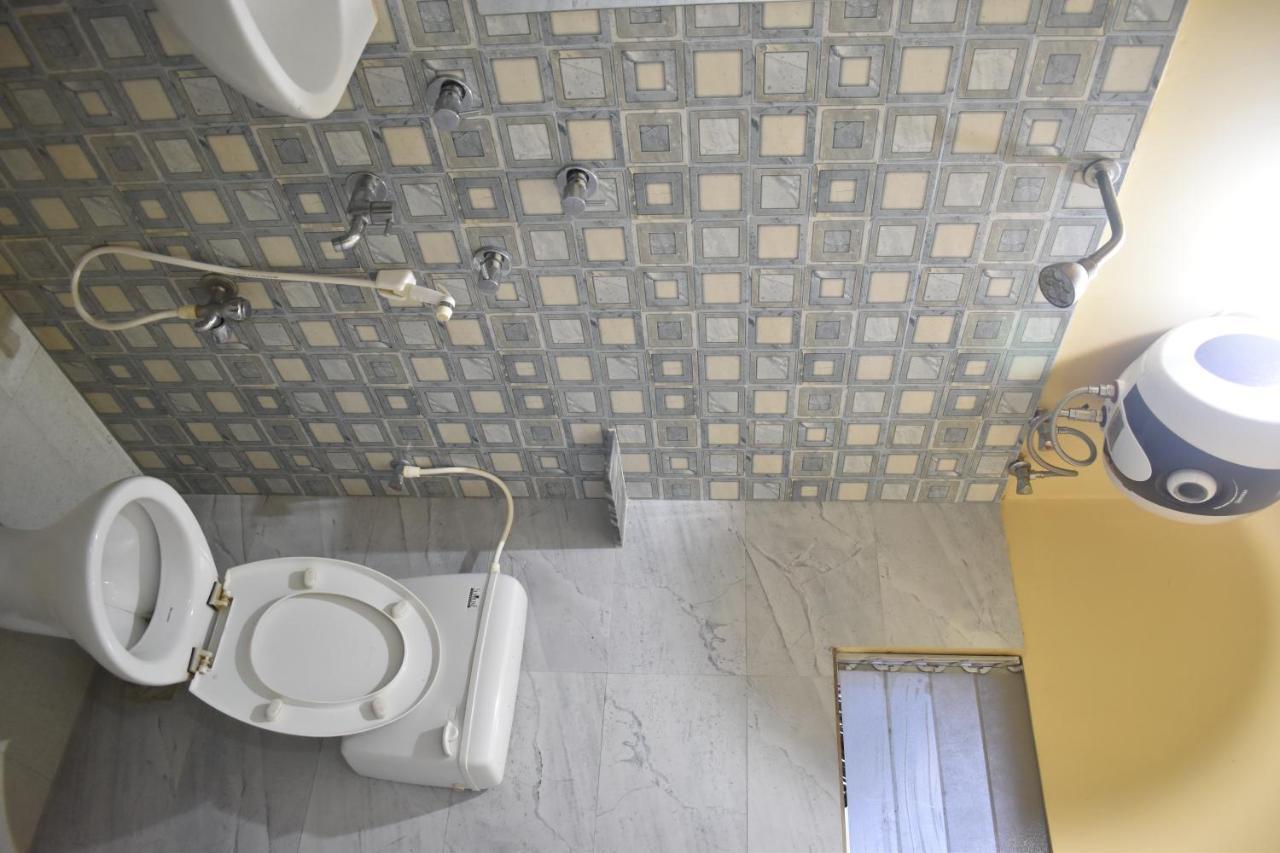 Hotel Suraj Balasore Екстериор снимка