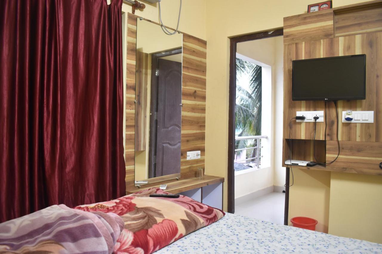Hotel Suraj Balasore Екстериор снимка