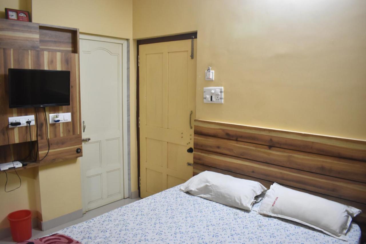 Hotel Suraj Balasore Екстериор снимка