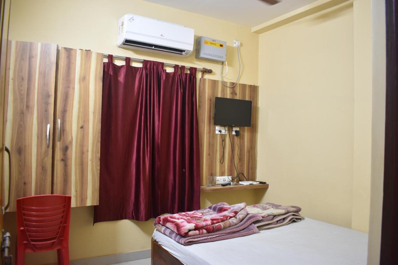 Hotel Suraj Balasore Екстериор снимка